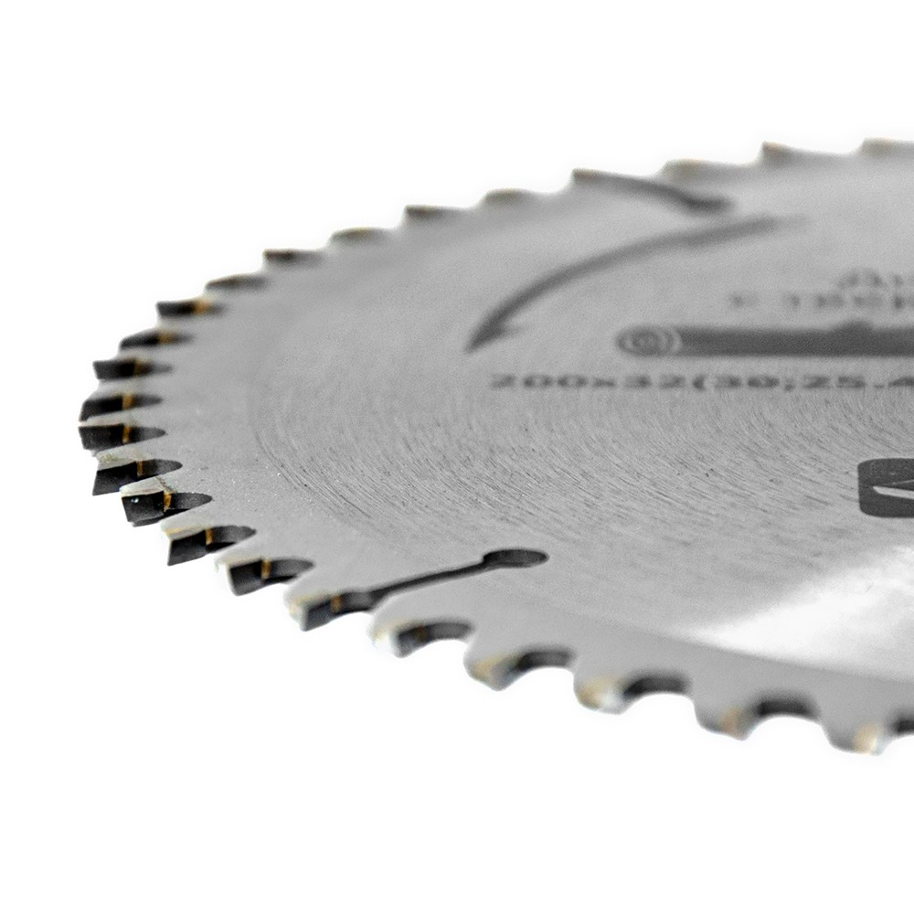 Диск пиляльний по дереву Grad з твердосплавними напайками Ø200 x 32 (30, 25.4) x 60Т, 7000об/хв