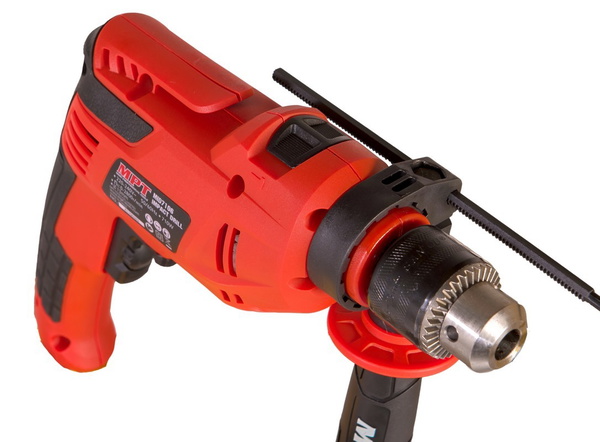 Дрель ударная MPT MID7106 710 Вт