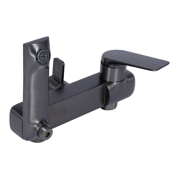 Душова система універсальна Qtap Vlasta New на три споживачі (з виливом) Gunmetal Black PVD (QTVLA111GMB45651)