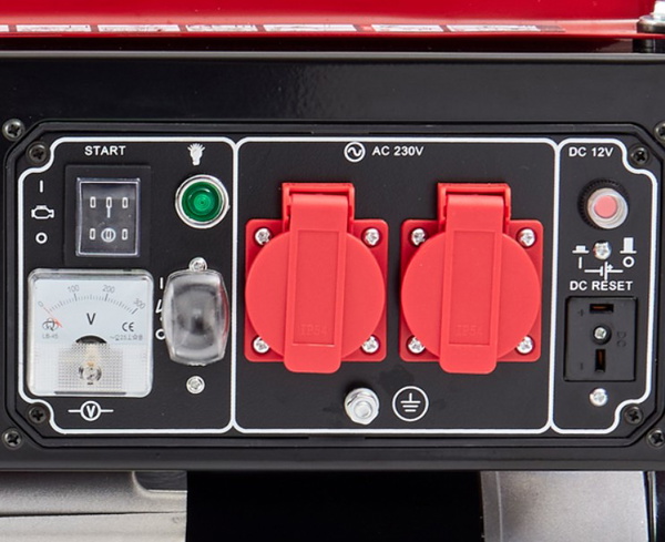 Генератор бензиновый однофазный Hecht GG 3300W 230 В 2.6/3.0 кВт 4-тактный ручной запуск