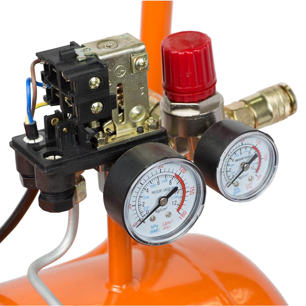 Компрессор Grad одноцилиндровый 1.5кВт 196л/мин 8бар 50л (2 крана)