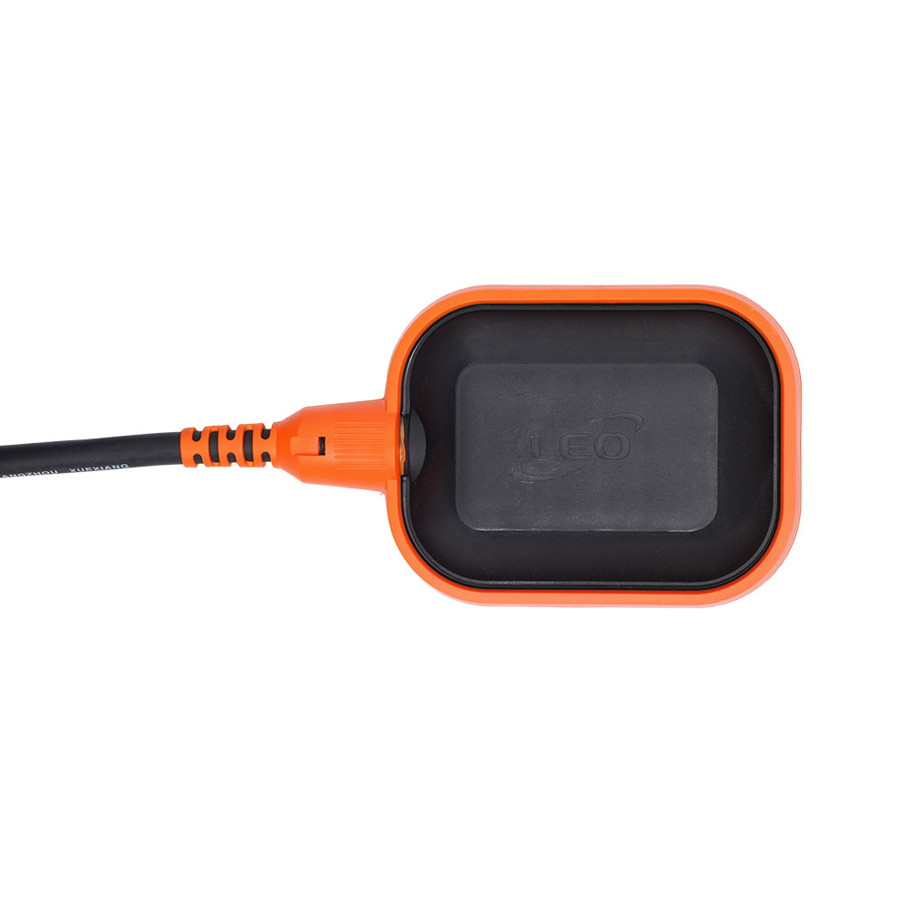 Насос Leo дренажний садовий 0.75кВт Hmax 9 м Qmax 300л/хв (част. до 35 мм)