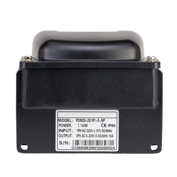 Перетворювач частоти Leo 1~220В x 3~220В 0.75-1.1кВт 3.0