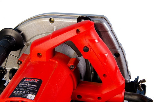 Пила циркулярная MPT PROFI MCS2303 2200 Вт 235 мм