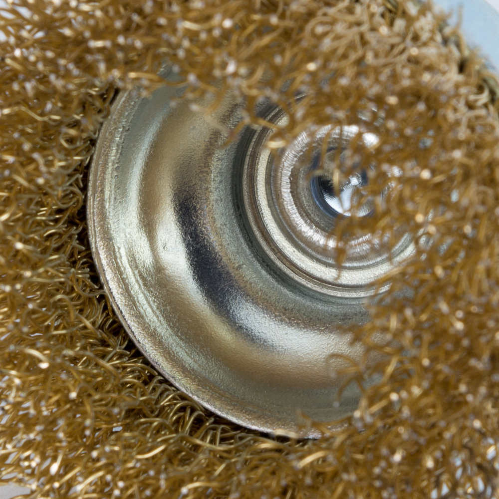 Щітка дротяна Grad чашоподібна Ø50 мм хвостовик Ø6 мм (латунована)