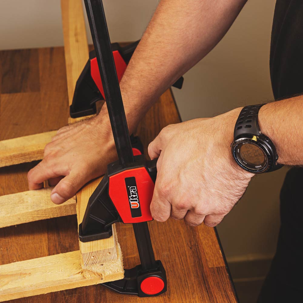 Струбцина швидкозатискна Ultra 300 х 60 мм посилена