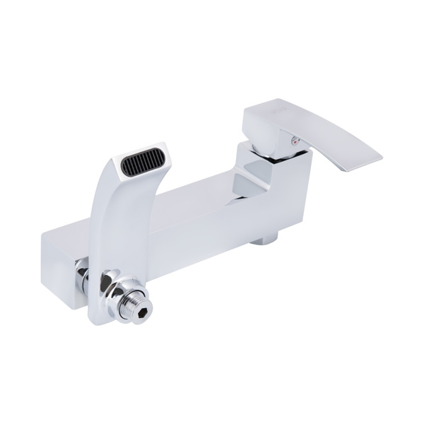Смеситель для ванны Qtap Swan Cascada с поворотным изливом (c душевым гарнитуром) Chrome (QTSWA260CRM45565)