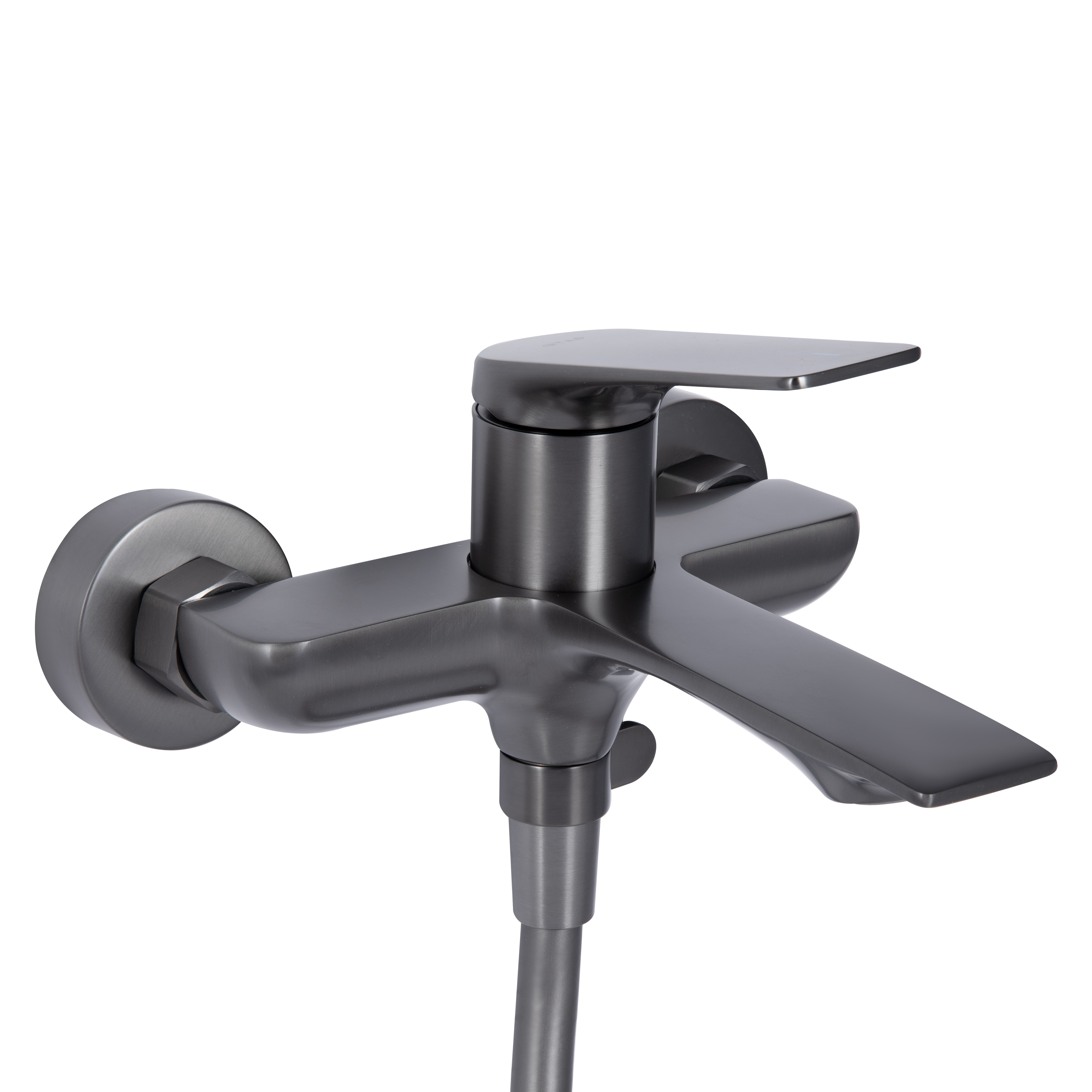 Змішувач для ванни Qtap Vlasta New (з душовим гарнітуром) Gunmetal Black PVD (QTVLA259GMB45643)